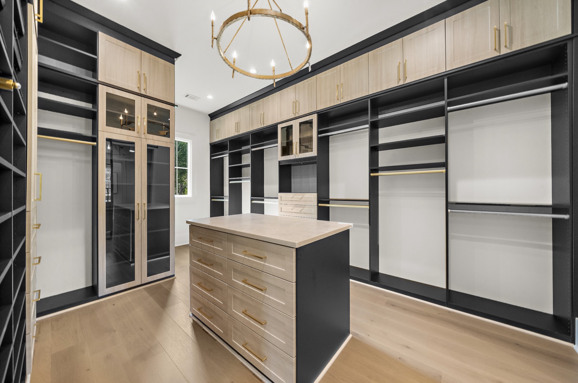 Primary closet with center island